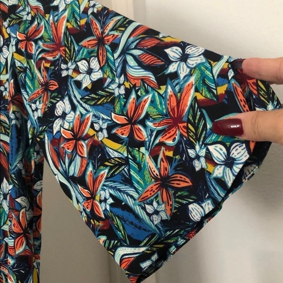 Floral Kimono - Picture 4 of 4